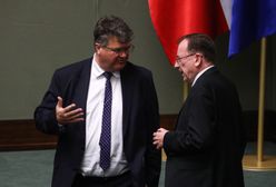 Niszczarki ruszyły? W służbach zielone światło na niszczenie dokumentów