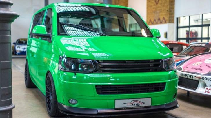 Volkswagen T5 szybszy od Porsche. 647 KM i ponad 300 km/h.