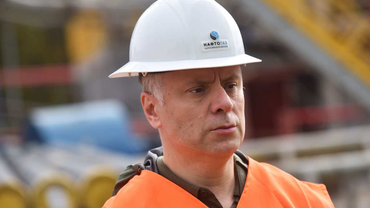 LVIV, UKRAINE - 2022/10/01: Chairman of the Board of Naftogaz of Ukraine Yury Vitrenko seen during a visit to a gas drilling station in the Lviv region Due to the Russian military invasion, Ukraine completely refused Russian gas. Therefore, new gas fields are being drilled and developed in various regions of Ukraine. (Photo by Pavlo Palamarchuk/SOPA Images/LightRocket via Getty Images)