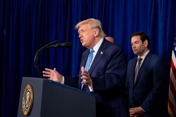 USA grożą drugą falą uderzeń. Trump wysyła sygnał Caracas