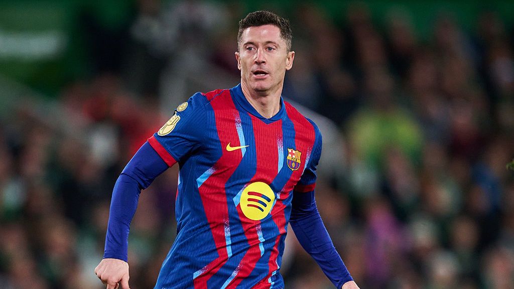 Racing de Santander v FC Barcelona - Copa del Rey
SANTANDER, SPAIN - JANUARY 15: Robert Lewandowski of FC Barcelona looks on during the Copa del Rey Round of 16 match between Racing de Santander and FC Barcelona at El Sardinero on January 15, 2026 in Santander, Spain. (Photo by Bruno Penas/Quality Sport Images/Getty Images)
Quality Sport Images