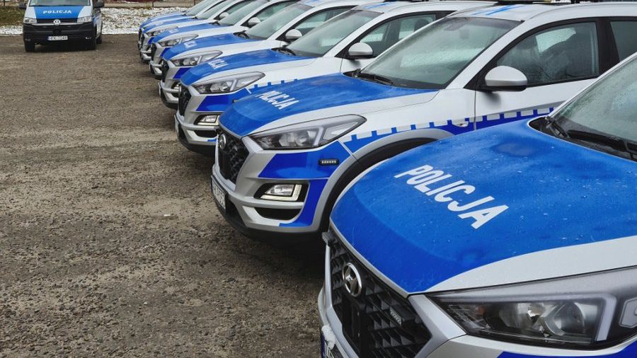 Kolejne posterunki policji otrzymają nowe auta.