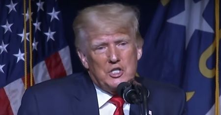 Trump od pasa w dół. Ale wpadka! Internauci pękają ze śmiechu
