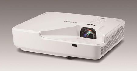 Dwa nowe projektory laserowe od Ricoh