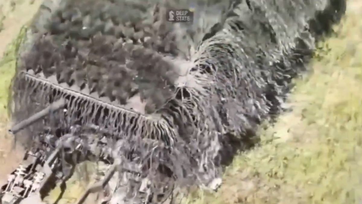 Rosyjski "pancerny mamut" pod Toreckiem.