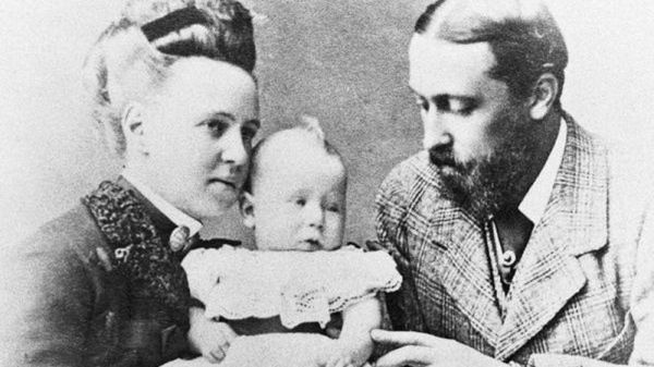 Alfred był żonaty z Marią, córką Aleksandra II. Para miała pięcioro dzieci, w tym jednego syna – również Alfreda, który miał odziedziczyć koronę po ojcu