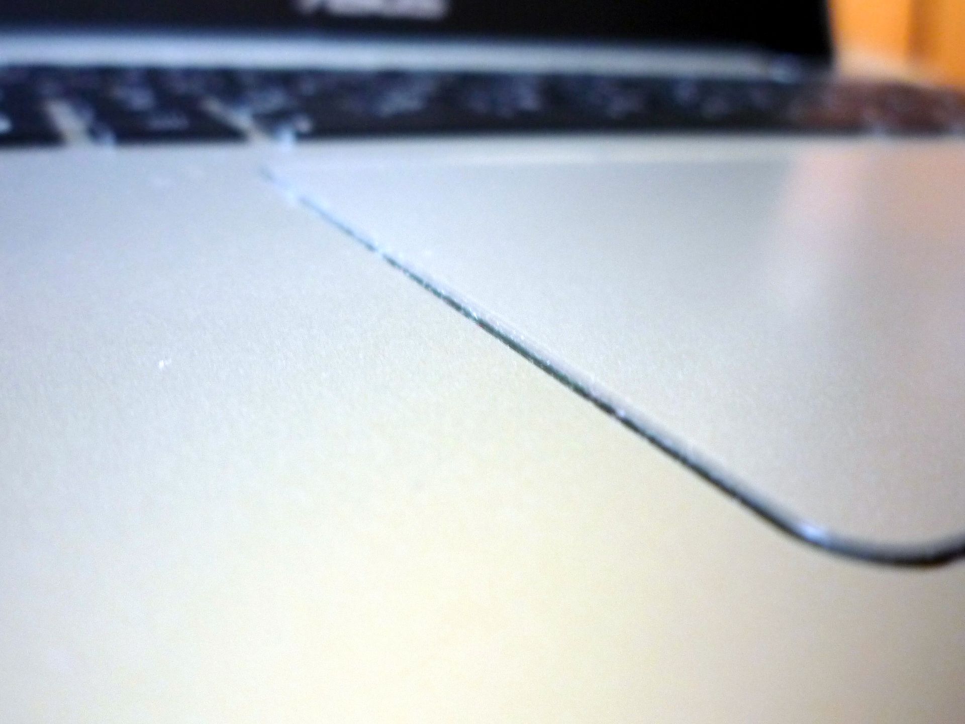 Asus VivoBook S400 – jest ultra, jest… dobrze? [test] 7