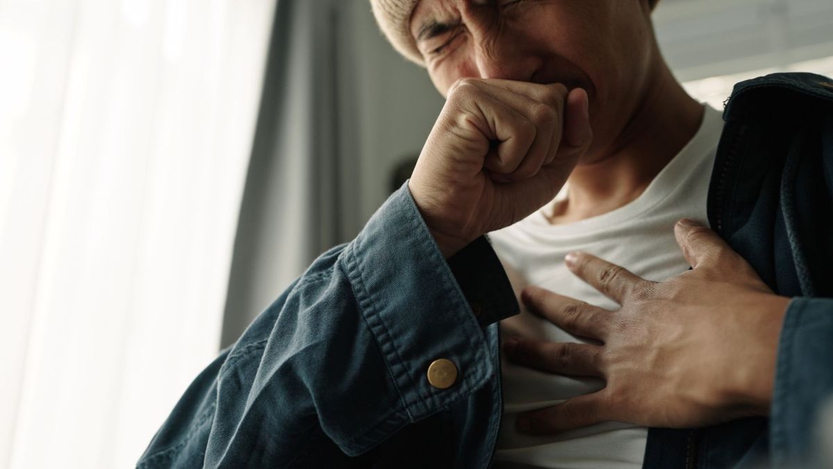 U nieleczonych mężczyzn z hipercholesterolemią rodzinną pierwszy incydent wieńcowy może wystąpić przed 40. rokiem życia.