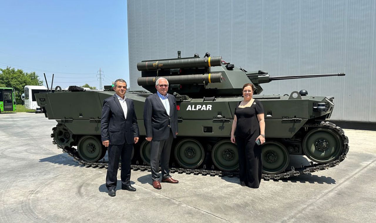 Otokar podczas demonstracji w zakładach Arifye w prowincji w Sakarya w lipcu