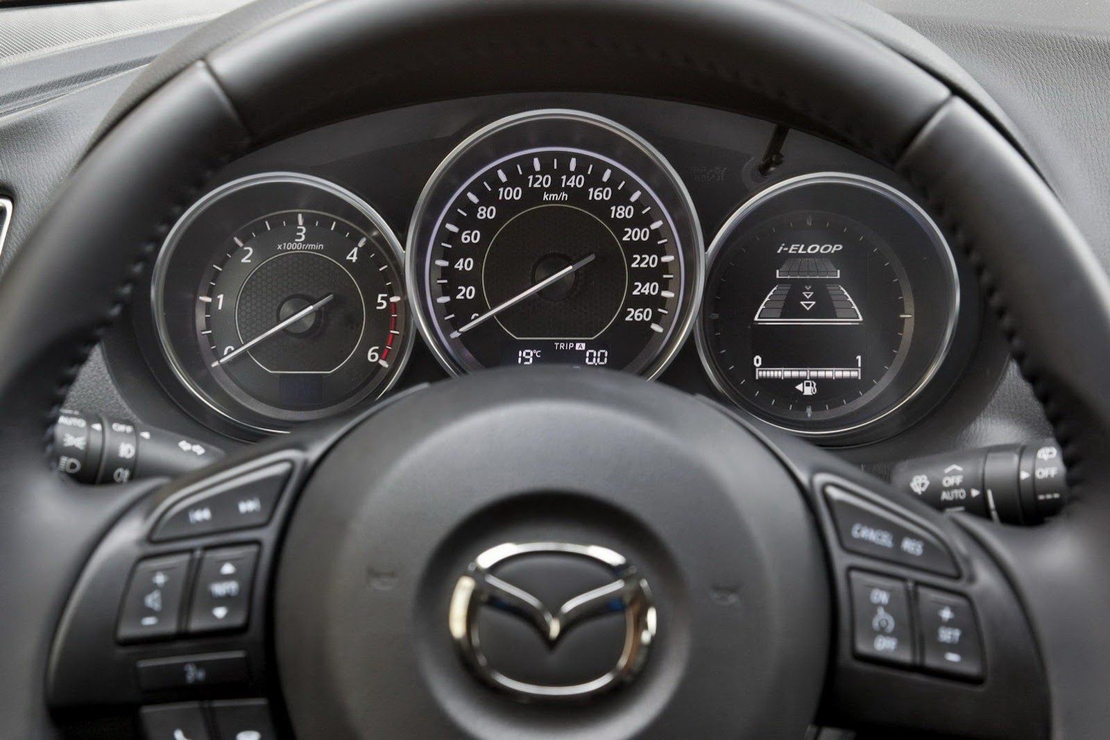 Mazda6 w najdrobniejszych detalach [galeria] 39