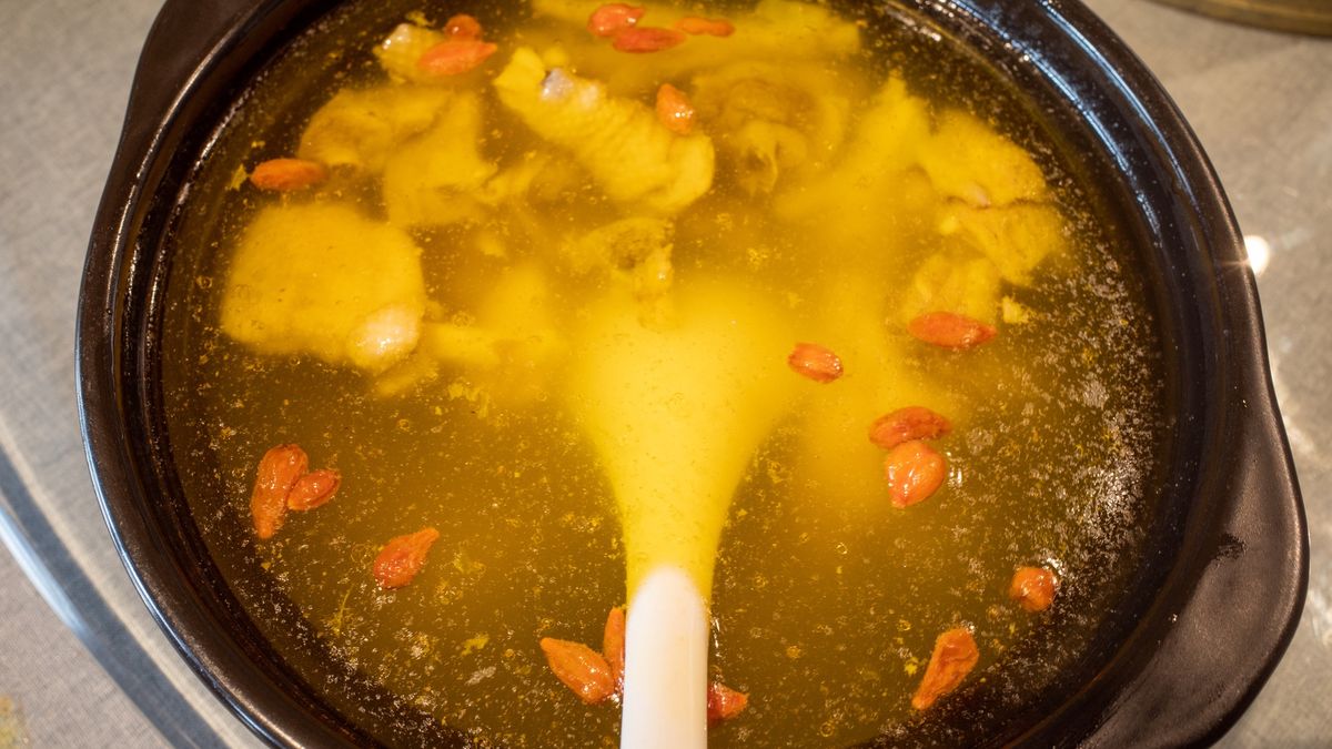 Nie dodawaj do rosołu, to najgorsze części kurczaka