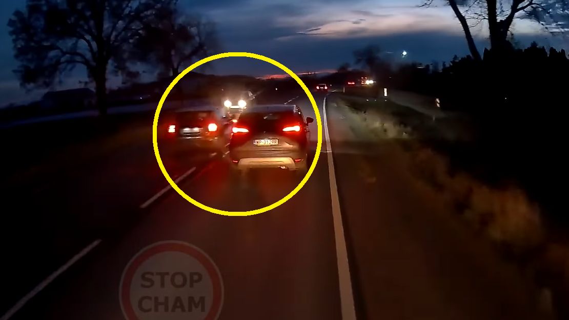 O krok od tragedii. Wyprzedzał na "czołówkę"