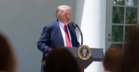 Kolejne sankcje na Chiny. Napięcia przed spotkaniem Trumpa z Xi Jinpingiem