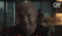 Wróżbita Maciej z Dawidem Podsiadło reklamuje kredyt w Credit Agricole
