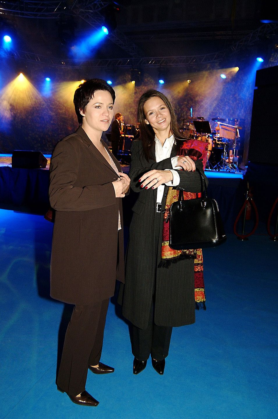 Kinga Rusin i Ewa Drzyzga w listopadzie 2002 roku