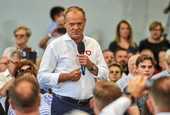 Tusk przegrywa z irracjonalizmem, który sam wywołał [OPINIA]