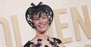 Rosamund Pike z WAOLKĄ na Złotych Globach. Chciała zakryć BLIZNĘ. "Miałam wypadek"