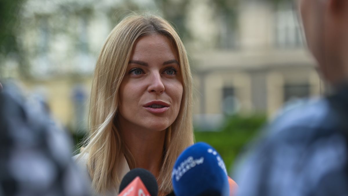 Aleksandra Gajewska MP, speaks at the entrance to Krakow City Hall during a press conference in connection with the increase in sexual violence in taxis 'on application' in Polish cities.
On Friday, September 09, 2022, in Krakow, Lesser Poland Voivodeship, Poland. (Photo by Artur Widak/NurPhoto via Getty Images)