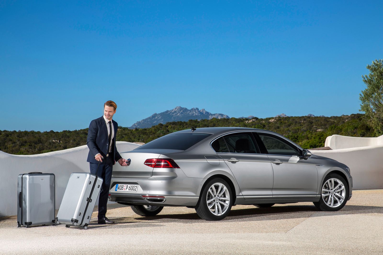 Nowy Volkswagen Passat przedstawiony w obszernej galerii zdjęć i ilustracji 19
