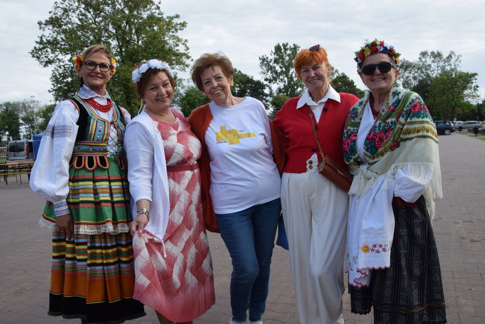 Takiego wydarzenia nie było. Karszniczanie tańczyli poloneza na 200 lat miasta