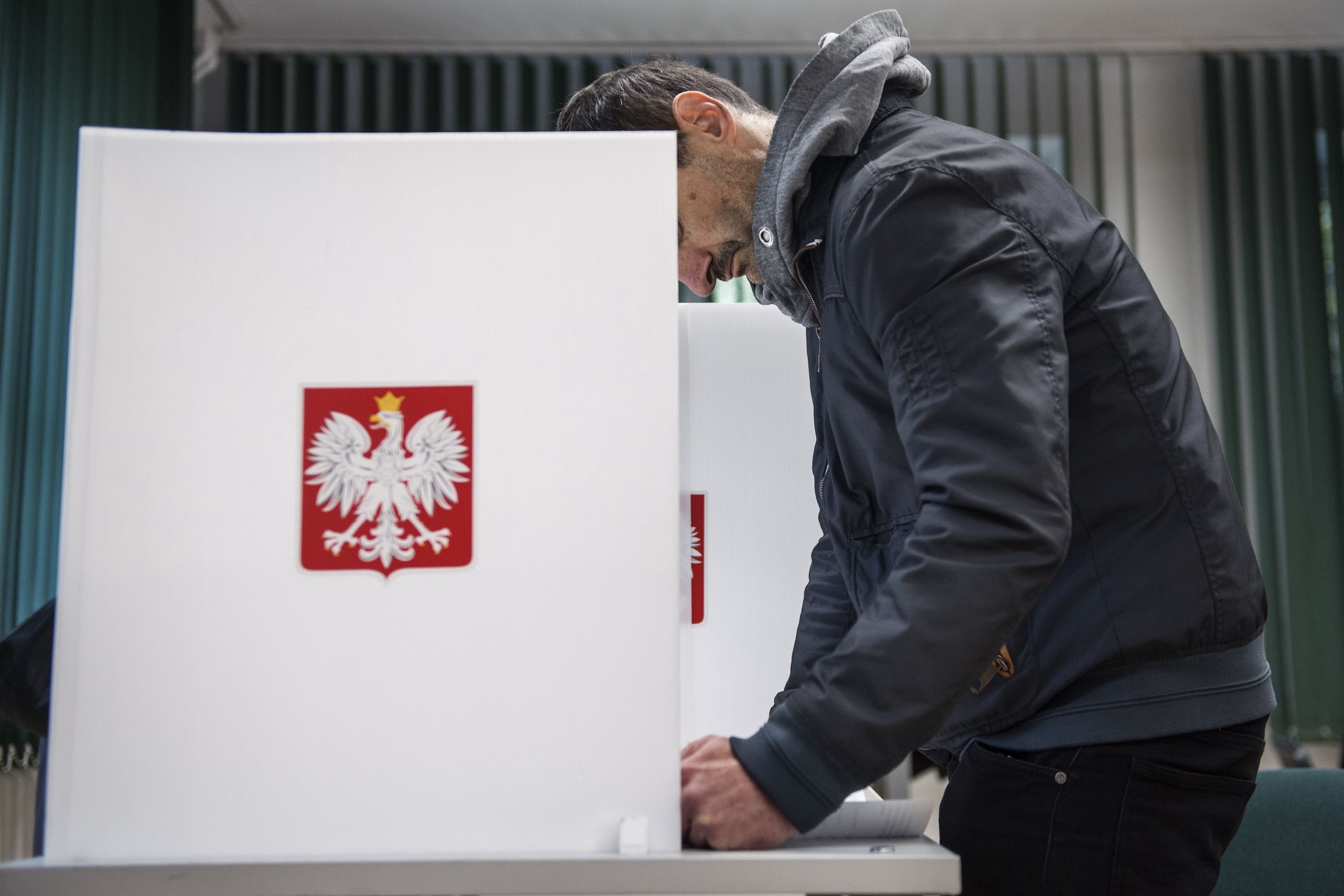 Wybory prezydenckie. Jak głosować poza miejscem zamieszkania?