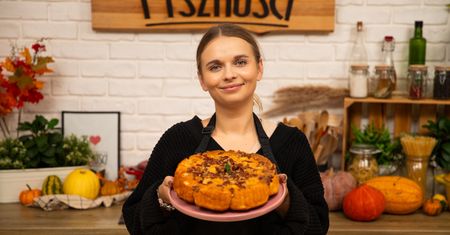 Odwrócone cynamonki piekę na okrągło. W całym domu unosi się piękny zapach