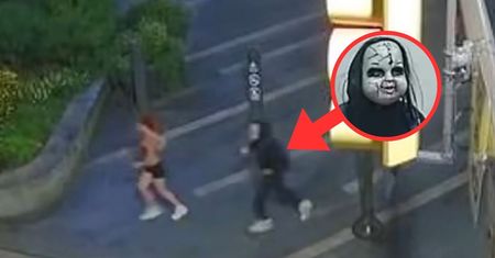 Niepokój w USA. Biegł w masce za kobietą. Zadał jedno pytanie