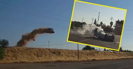 Sceny jak z filmu akcji. Auto wyleciało w powietrze