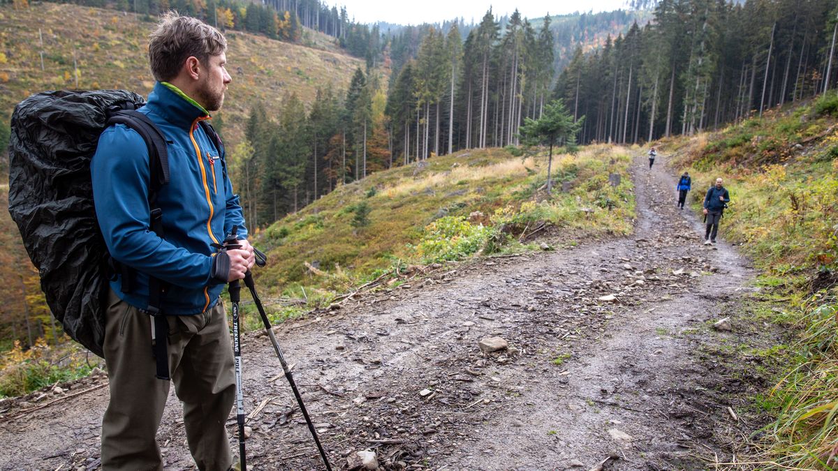 Trudne warunki na szlakach w Beskidach