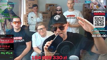 Tede POGODZIŁ SIĘ z Peją na streamie Łatwoganga. "Absolutnie wyciągam rękę" (WIDEO)