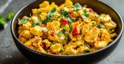 Kuzynka zrobiła jajecznicę po indyjsku. Aż trudno uwierzyć, że powstaje z prostych składników
