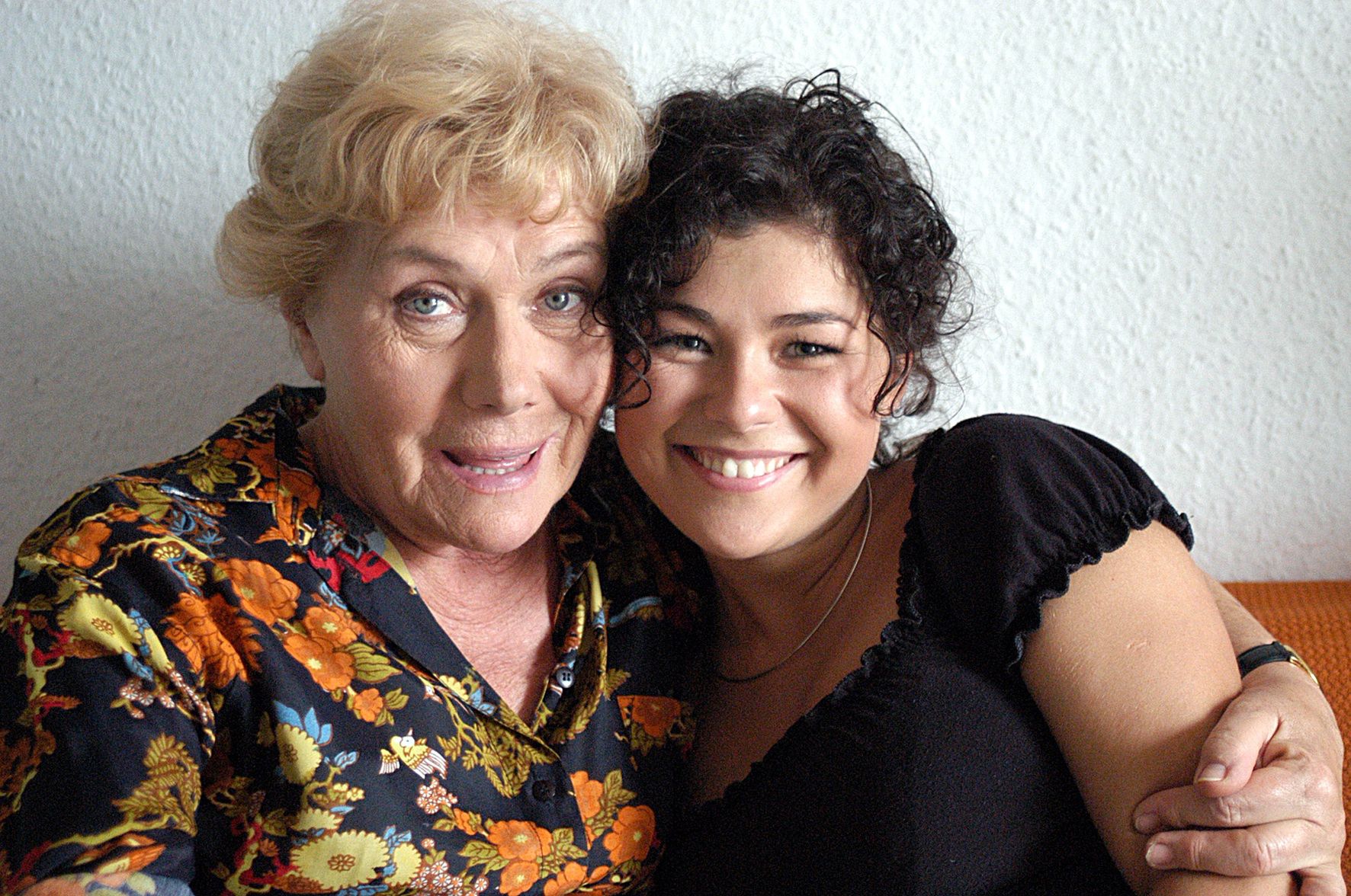 Teresa Lipowska i Katarzyna Cichopek w 2000 r.