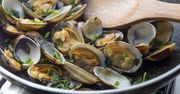 Powody, dla których warto jeść małże. Sprawdź ich właściwości
