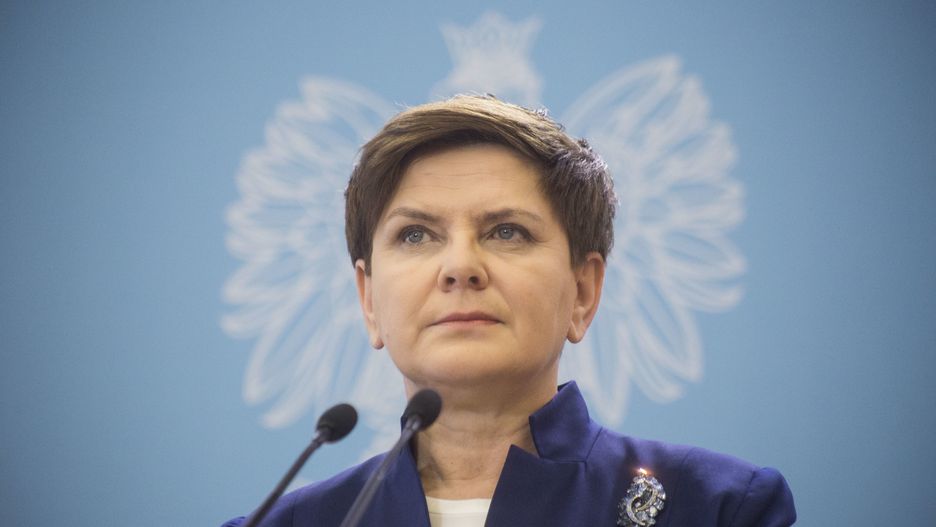 ArchiwumWarszawa 03.03.2016. Beata Szydlo,Image: 611454982, License: Rights-managed, Restrictions: , Model Release: no, Credit line: Maciej Luczniewski / ForumMaciej Luczniewski / Forumwarszawa, beata, szydlo, portret, orzel, godlo, polski, tlo, w, tle, skrzydla