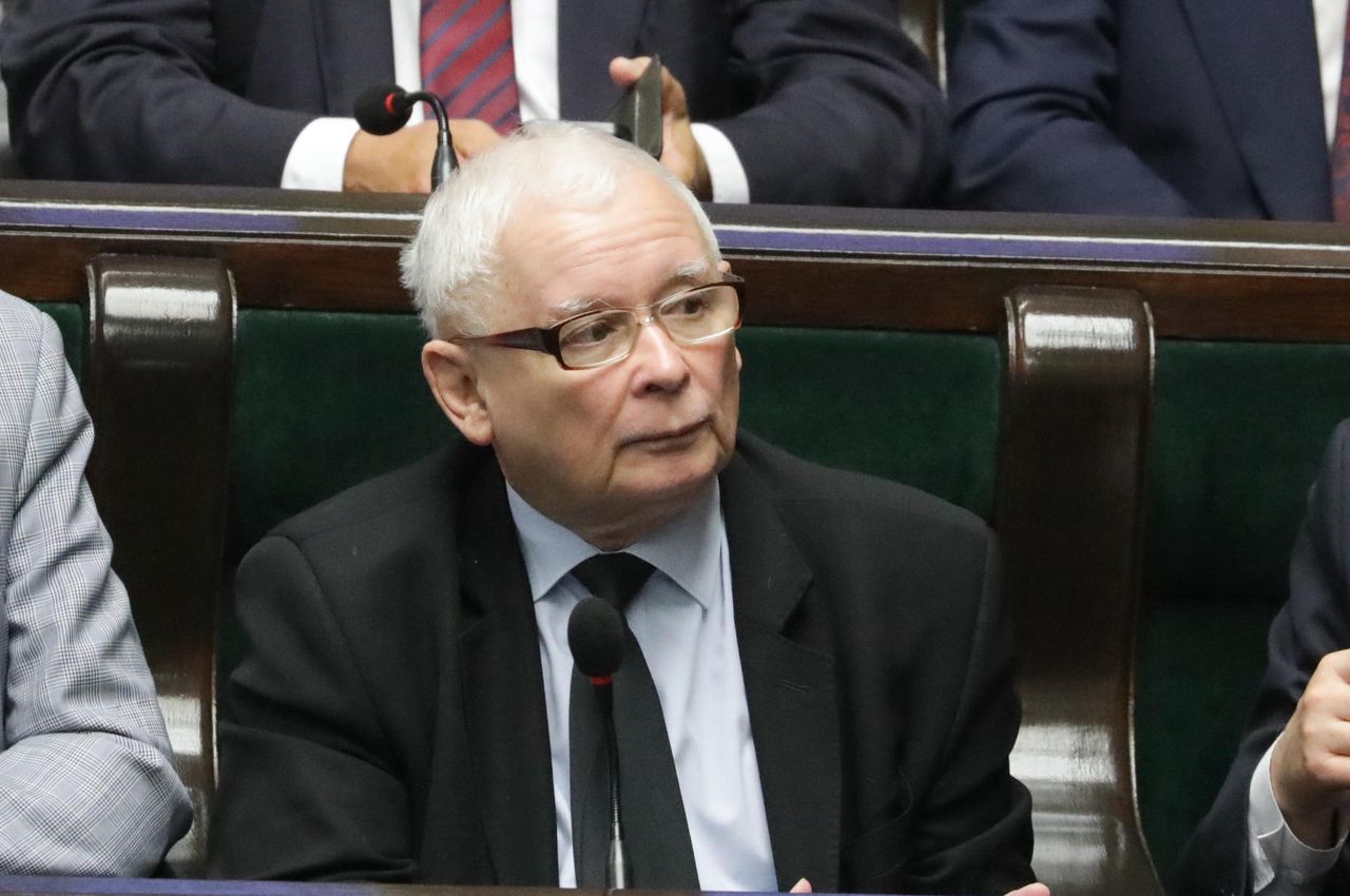 "Jest coraz słabszy". Media donoszą o zdrowiu Kaczyńskiego