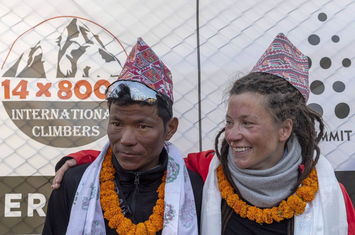 Kristin Harila w trzy miesiące zdobyła 14 najwyższych szczytów świata. Towarzyszył jej Tenjen "Lama" Sherpa