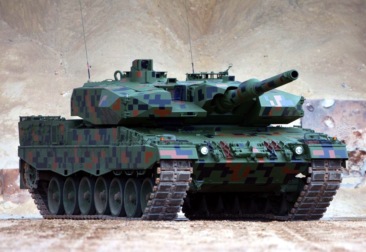 Demonstrator czołgu Leopard 2PL pokazany w 2016 roku