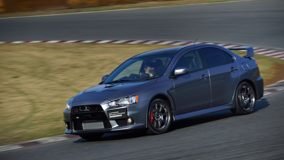 Ostatnie wcielenie Mitsubishi Evo zostawiło po sobie pustkę na rynku.