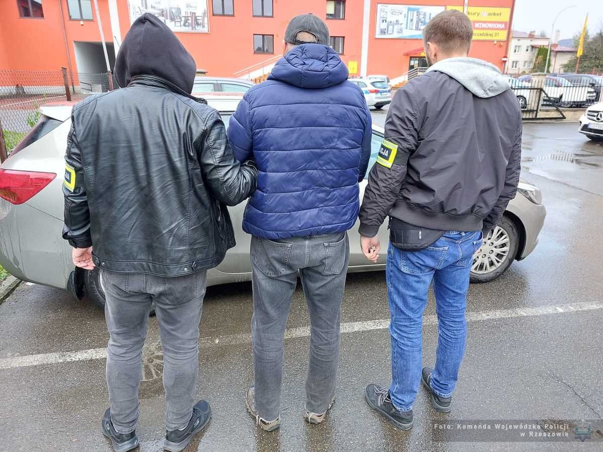 Krosno: Diagności z Podkarpacia usłyszeli zarzuty korupcyjne