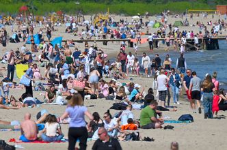 Polacy ruszyli na majówkę. "Nie ma gdzie stopy wcisnąć"