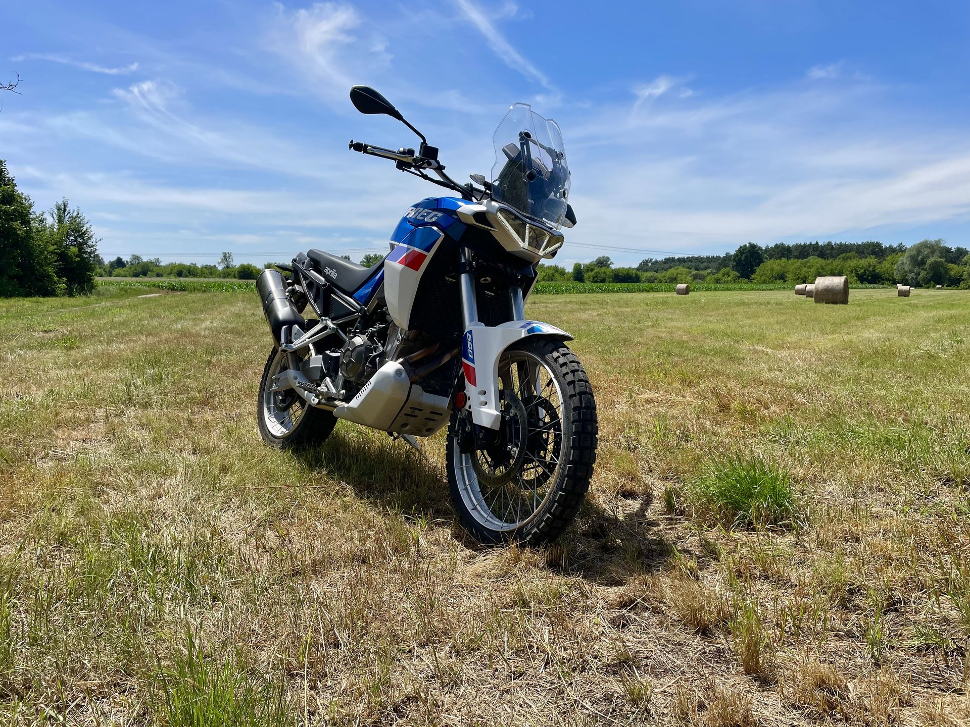 Aprilia Tuareg 660