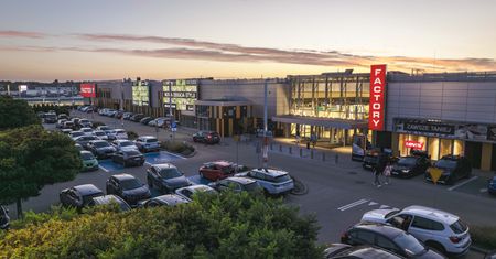 Jungle Night powraca do FACTORY. Tylko 7 godzin zakupów z 50% rabatami