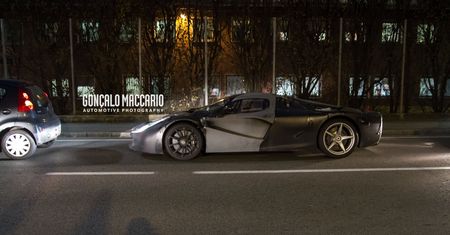Tajemniczy muł testowy LaFerrari - będzie spider?