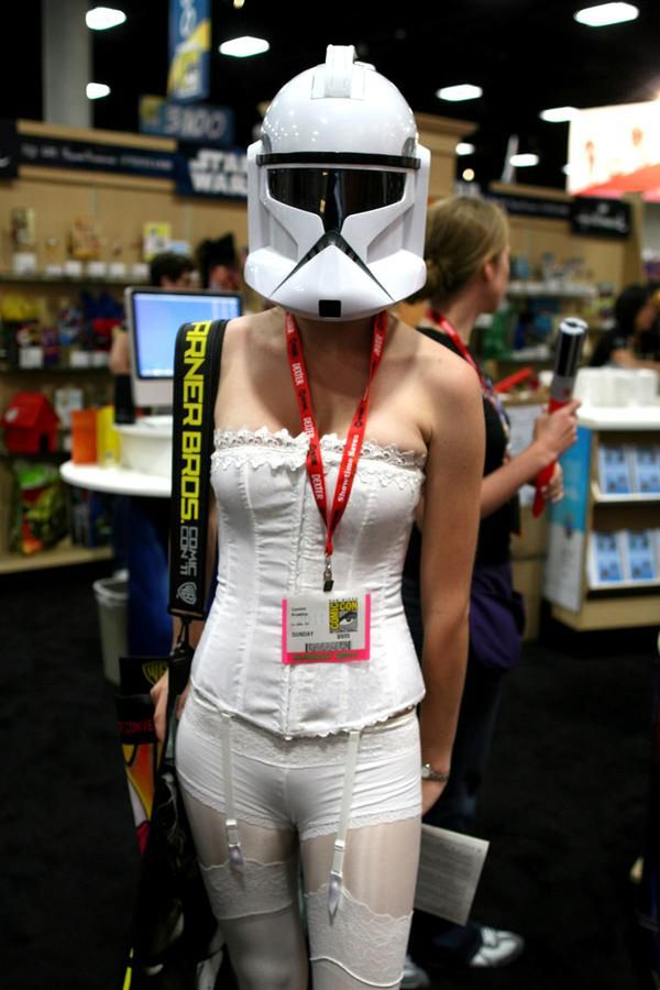 20 najfajniejszych dziewczyn z konwentu Comic-Con 2011 19