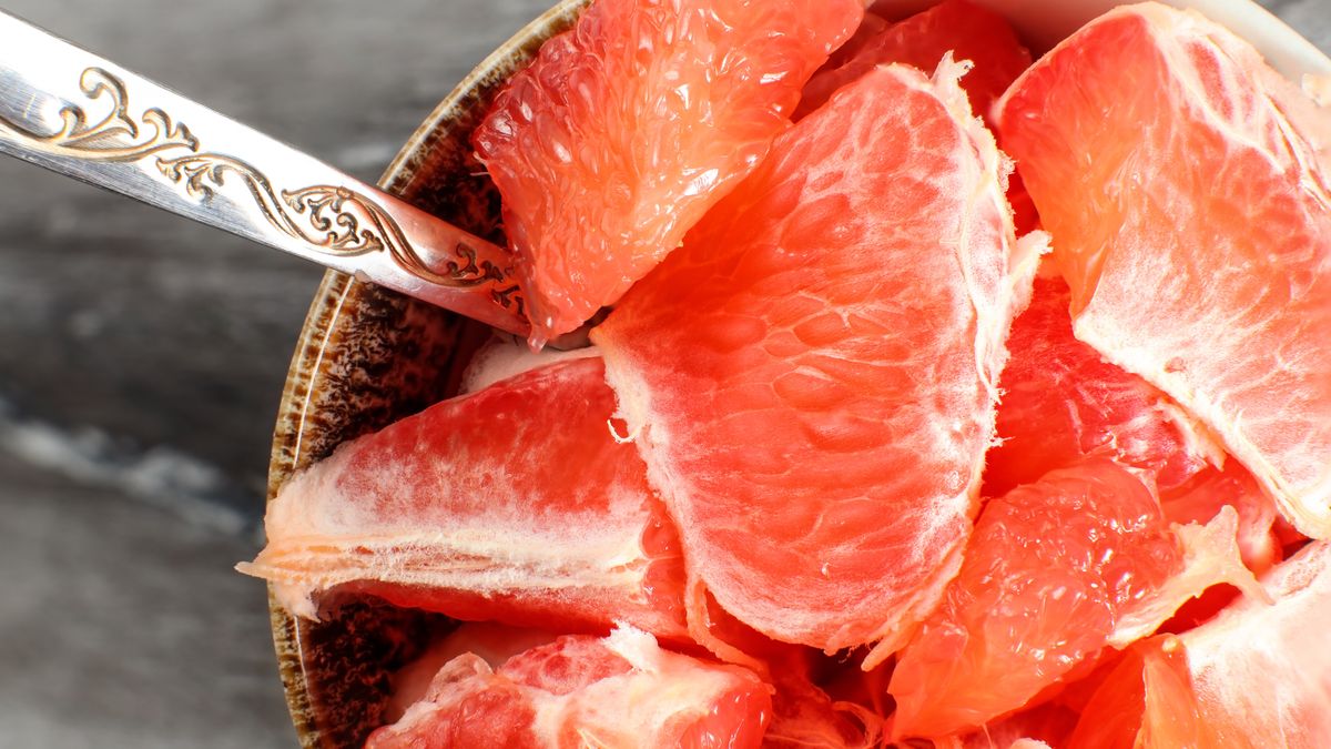 Różowy grejpfrut podkręca przemianę materii i chroni serce