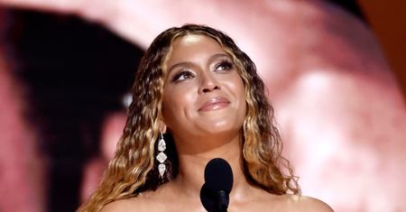 Kilkadziesiąt TYSIĘCY osób w kolejkach do kupienia biletów na Beyonce! Będzie drugi koncert w Polsce