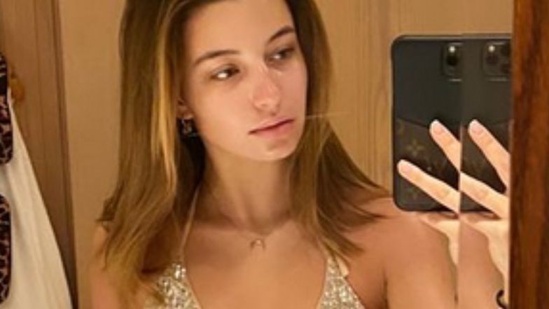 Julia Wieniawa chwali się płaskim brzuszkiem w bikini