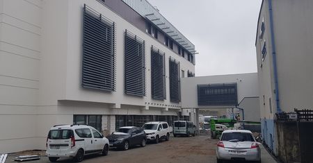 Bielsko-Biała. Poważna operacja w Beskidzkim Centrum Onkologii. Przepinanie gazów medycznych
