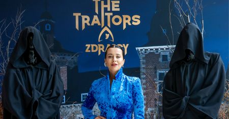 "Zdrajcy" wracają na antenę TVN. W nowym sezonie KSIĄDZ I STRIPTIZERKA