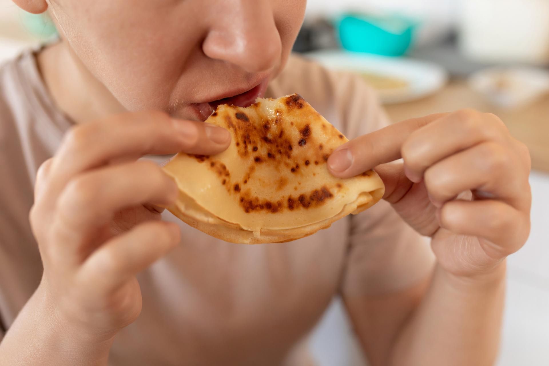 Post przerywany wpływa na oś jelito-mózg